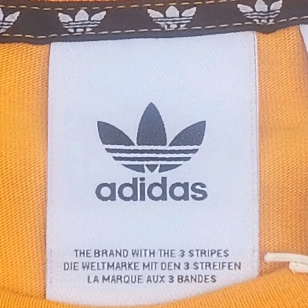 Adidas T-Shirt 90s GFX Logo Graphic Tee Orange Men Sz XL Cotton Short Sleeve NEW